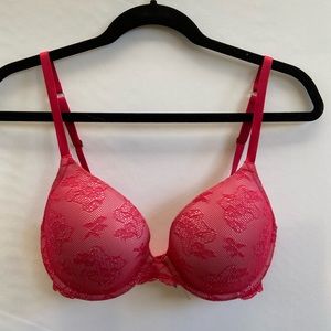 Victoria’s Secret Biofit Demi 32DD